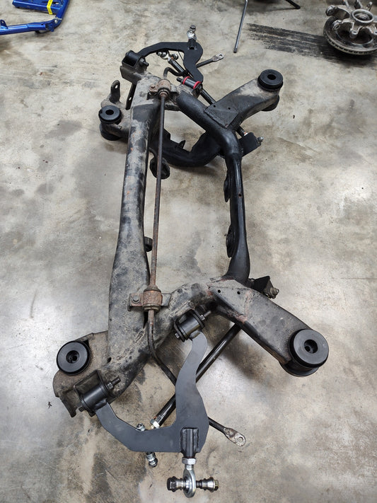 PRE ORDER 1999-2006 Lincoln LS Solid Subframe Bushings (Delrin)